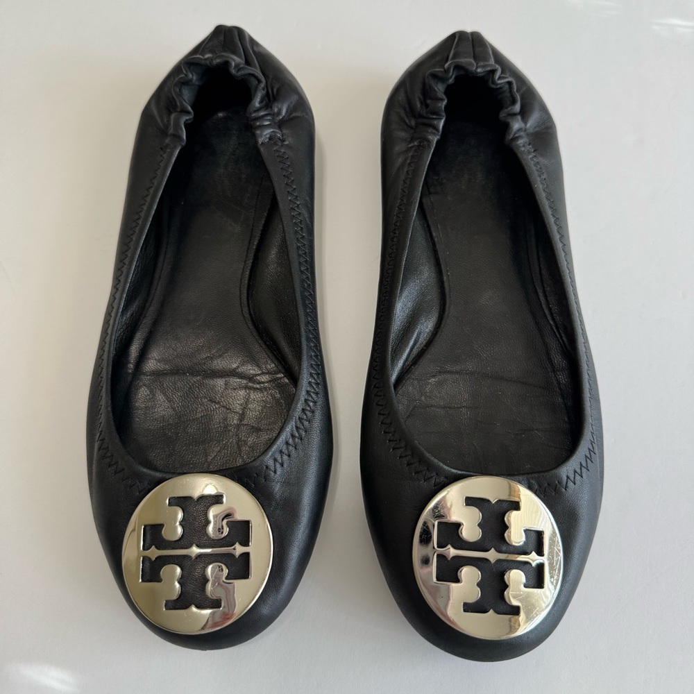 Tory Burch Reva Black Leather Ballet Flats Silver Logo Medallion Women's Size 7M